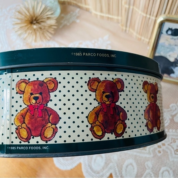 💫 Teddy Bear Cottage Core Large Round Metal Country Tin - Picture 6 of 9